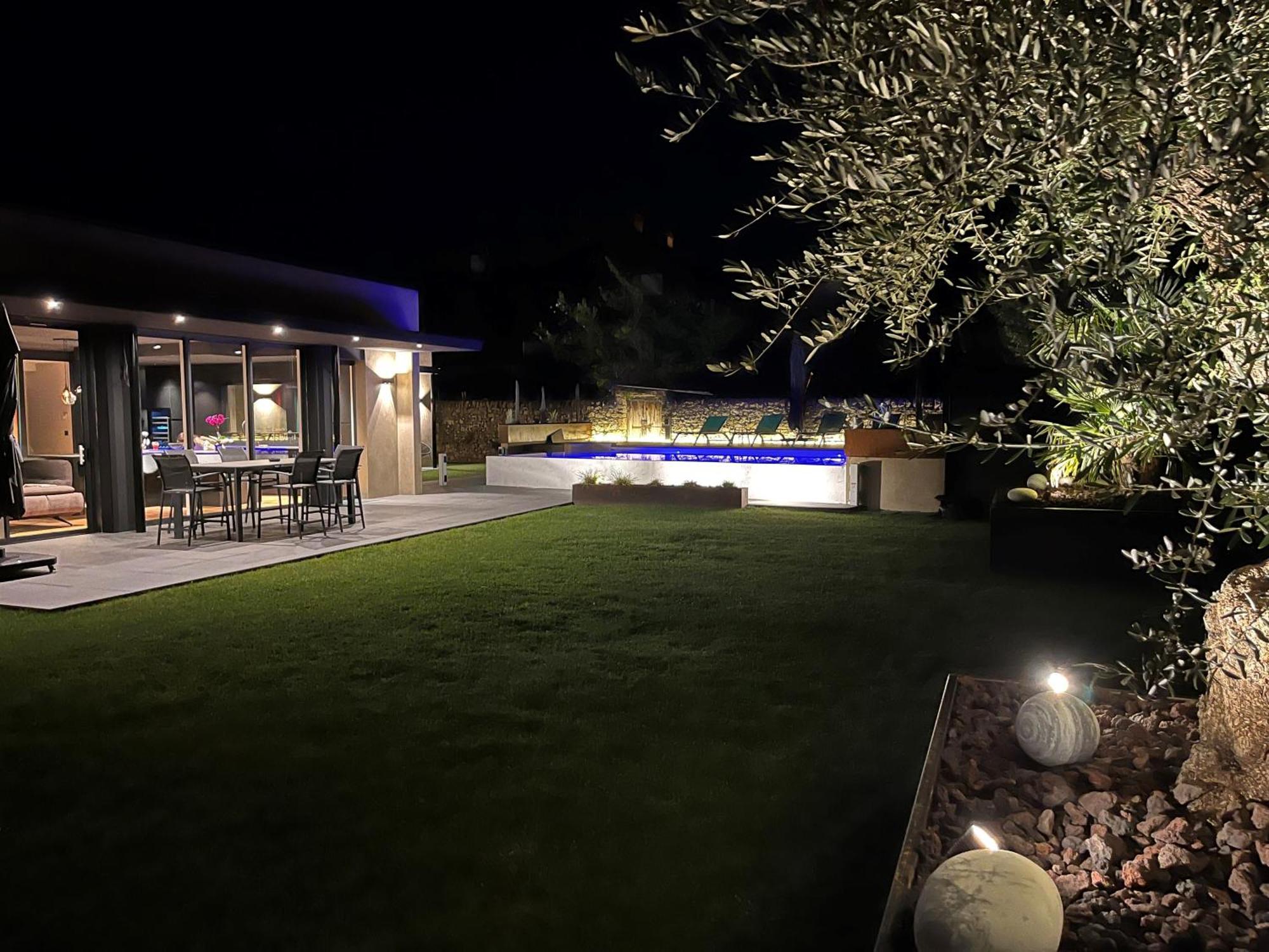 La Villa Cosy Espalion Exterior photo